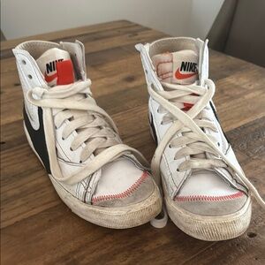 Nike Blazer Mid 77 Jumbo